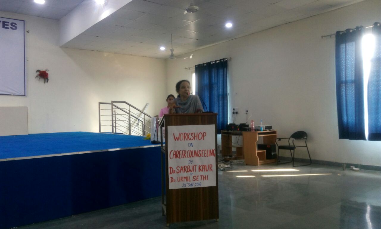 Resource Person: Dr. Sarbjit, Officiating Principal, GHG Khalsa college of Education, Gurusar Sudhar